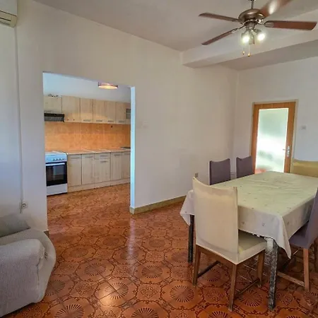Holliday House Lidia Holiday home *