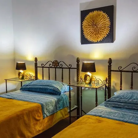 Holliday House Lidia