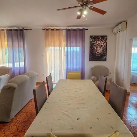 Holliday House Lidia Holiday home