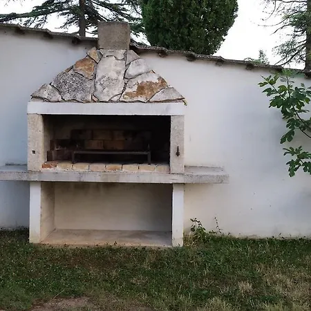 Holliday House Lidia